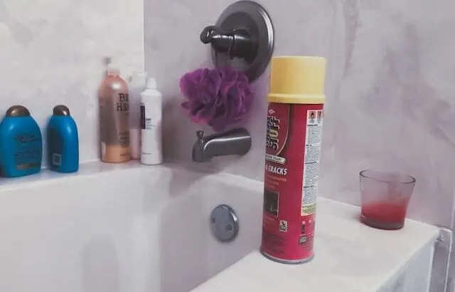 Can Expanding Foam Be Used Under a Bathtub? Uses & Concerns