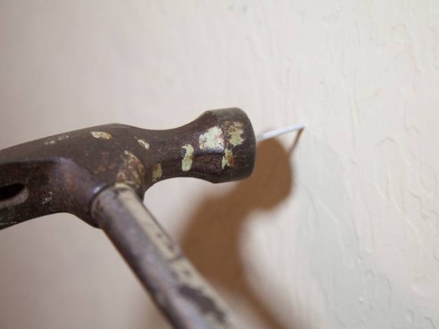 How Much Weight Can A Nail In Drywall Hold Home Efficiency Guide - How Much Weight Can A Nail In Drywall Support