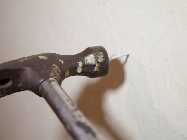 How Much Weight Can A Nail In Drywall Hold Home Efficiency Guide - How Much Weight Can Drywall Hold Horizontally