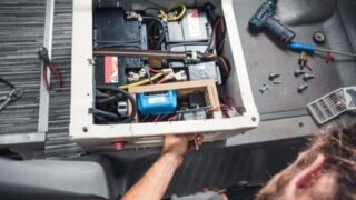 Troubleshooting a camper trailer battery that won't charge.