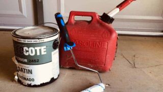 Using gas as a paint thinner: what you need to do.