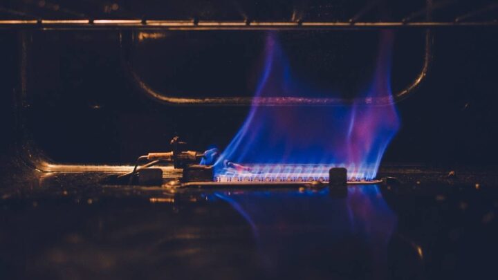 Gas Oven Keeps Turning Off? Read This!